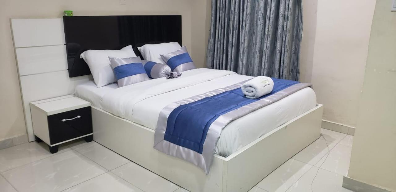 Appleville Suites Ikeja Eksteriør billede