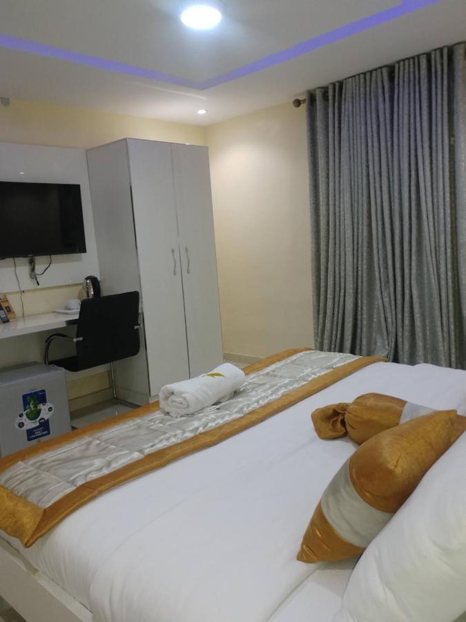 Appleville Suites Ikeja Eksteriør billede