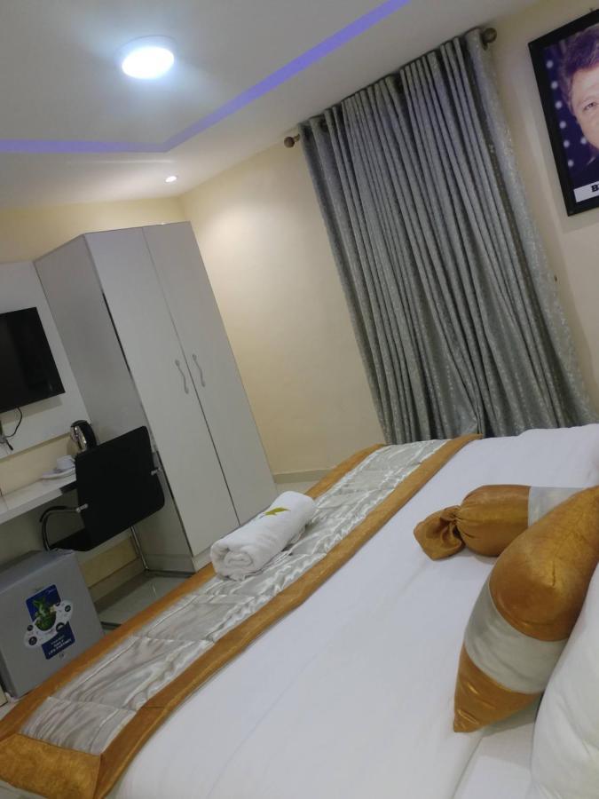 Appleville Suites Ikeja Eksteriør billede