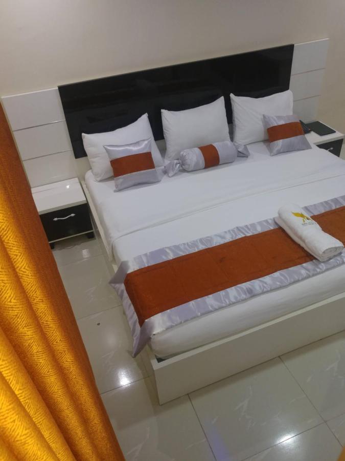 Appleville Suites Ikeja Eksteriør billede