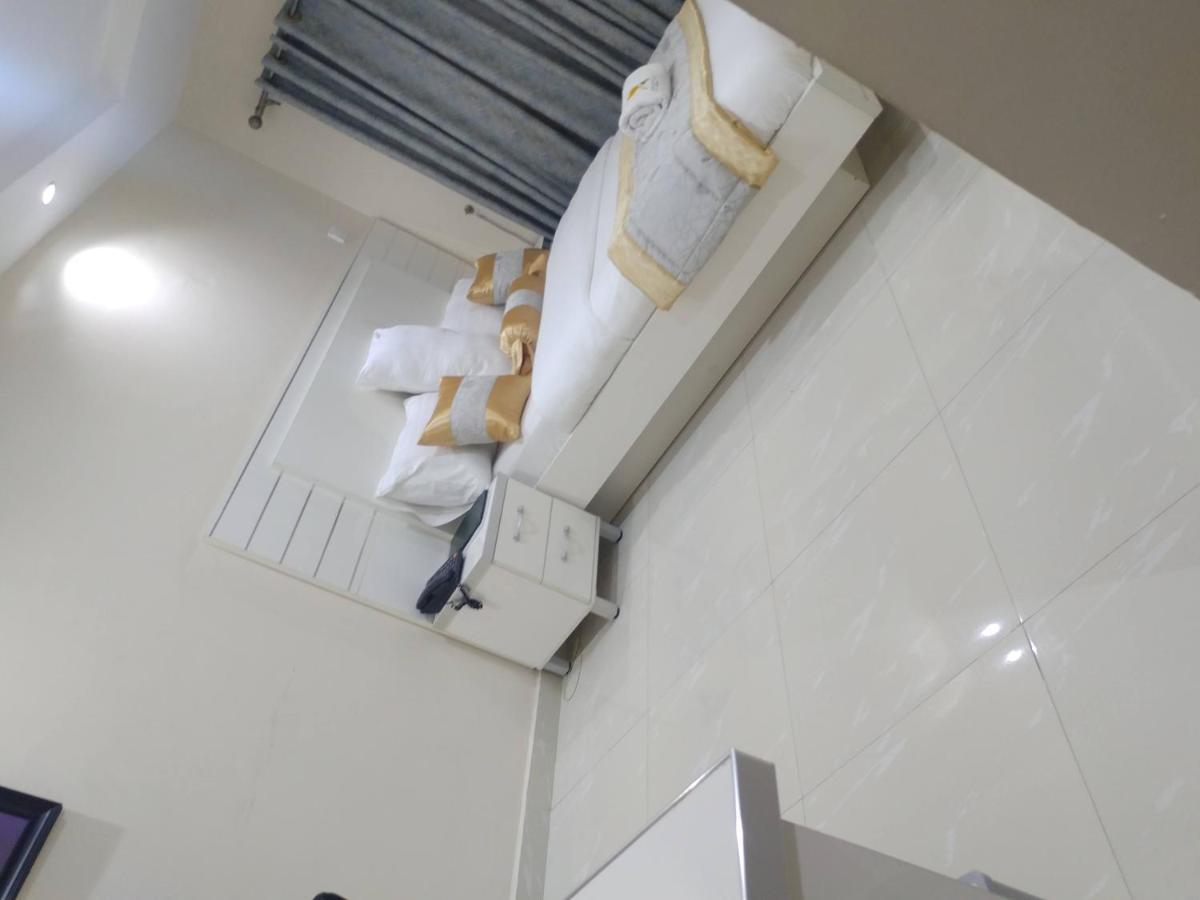 Appleville Suites Ikeja Eksteriør billede